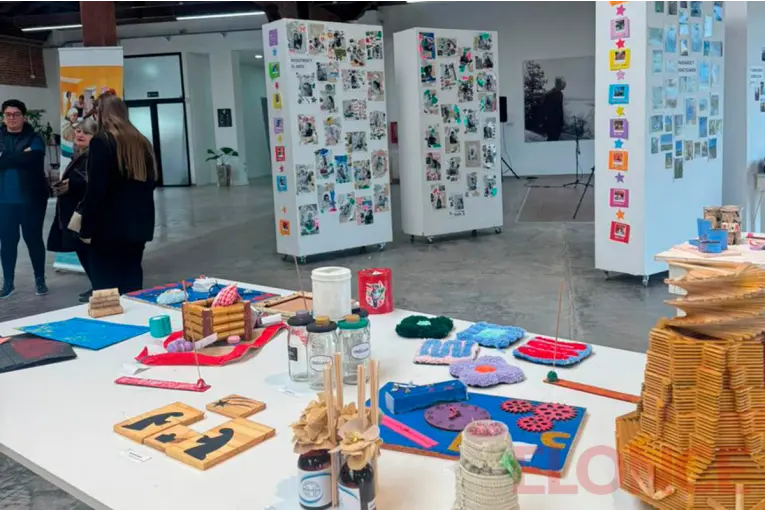 Inauguraron una muestra con obras realizadas por jóvenes y adultos con discapacidad