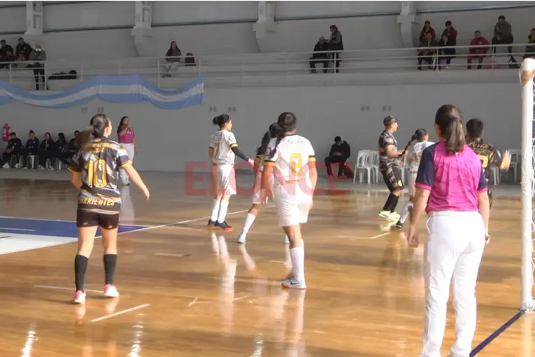 Se juega el Nacional de Clubes de futsal femenino en el Parque Berduc