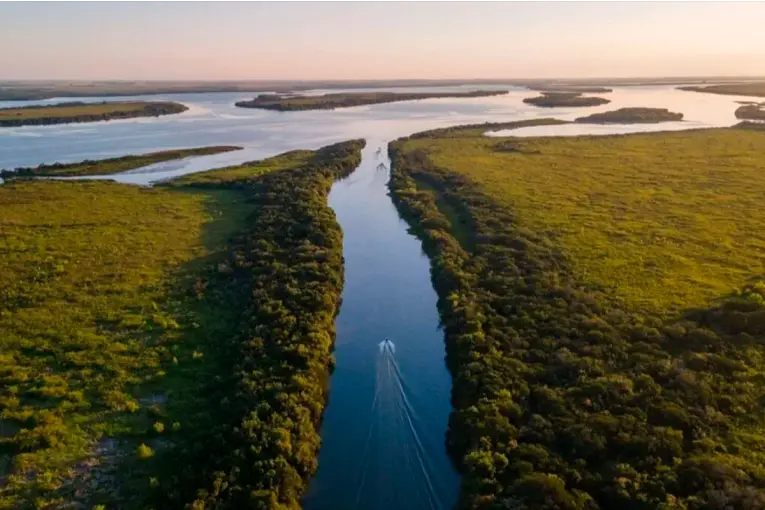 Multimillonario estadounidense compra tres islas sobre el río Uruguay y las dona a Argentina y Uruguay