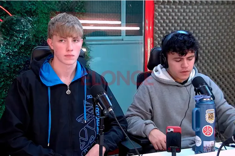 Selección de Entre Ríos de vóley: Enrique Gallinger celebró el podio con la sub 18 y sueña con jugar en Italia