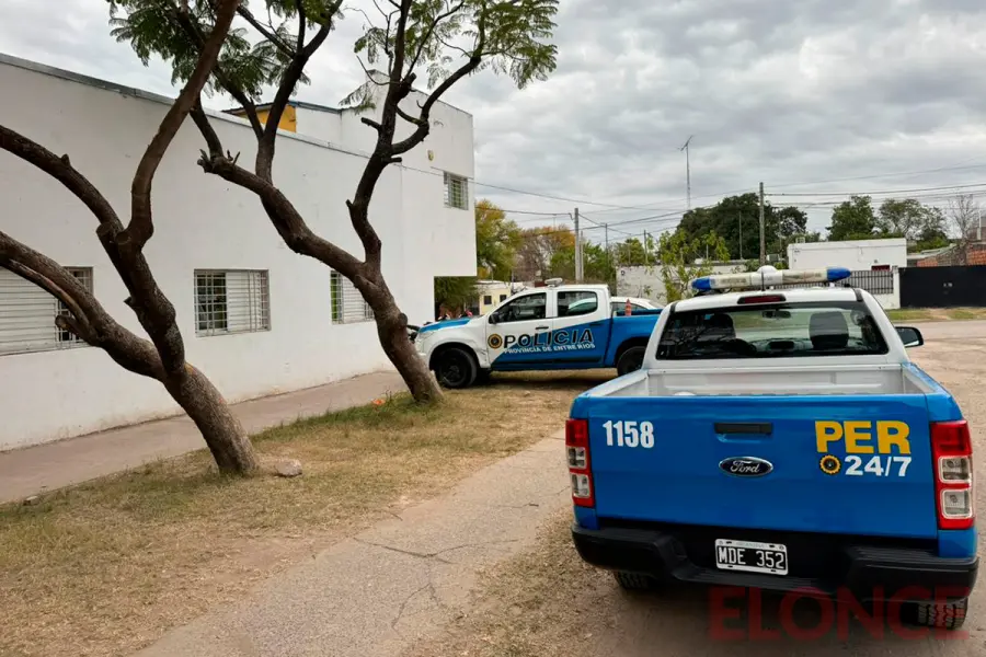 Centro de Salud Antártida Argentina (foto Elonce)