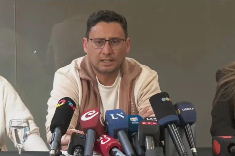 El papá de Agostina pidió justicia por su hija: Todos los implicados tienen que estar presos