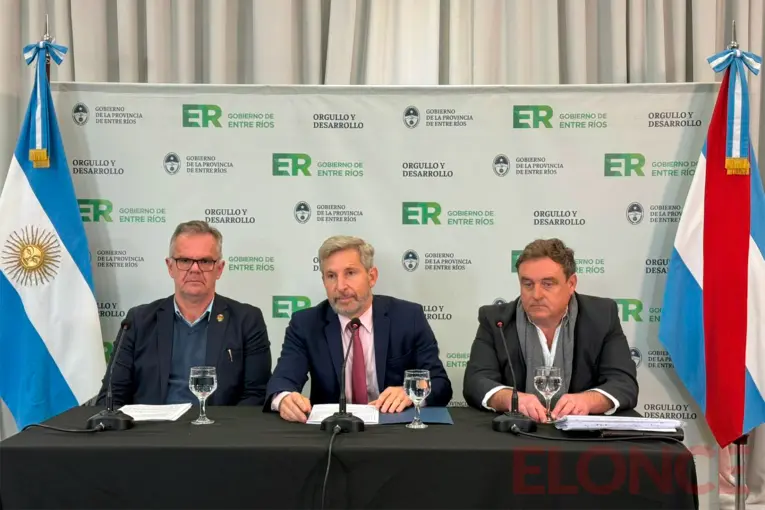 Frigerio anunció la llegada de financiamiento internacional para reconstruir las rutas entrerrianas