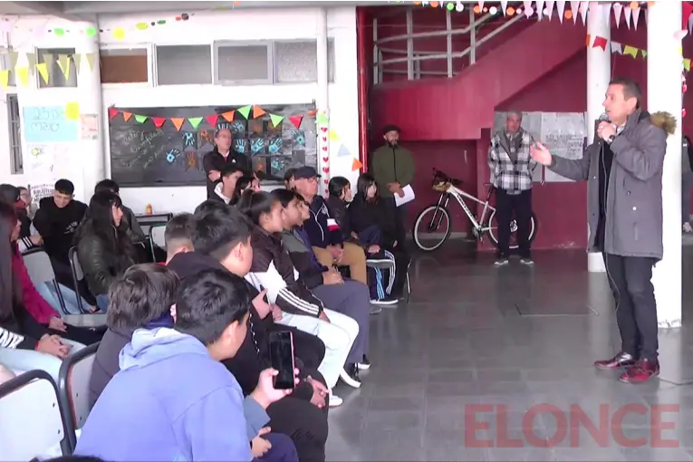 La Escuela Neuquén celebró sus 39 años de vida institucional en Paraná
