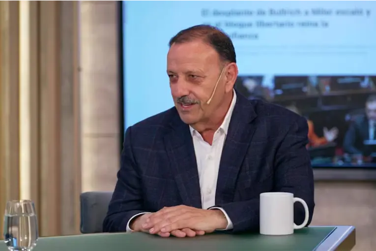 Vuelven los `chachos´ para el pago de sueldos, anunció el gobernador de La Rioja