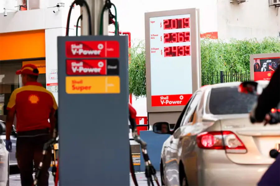 Las estaciones de Shell cambian de manos (foto La Naci&oacute;n)