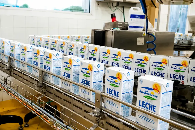 Firma láctea volverá a producir tras siete meses y reabre con 53 trabajadores