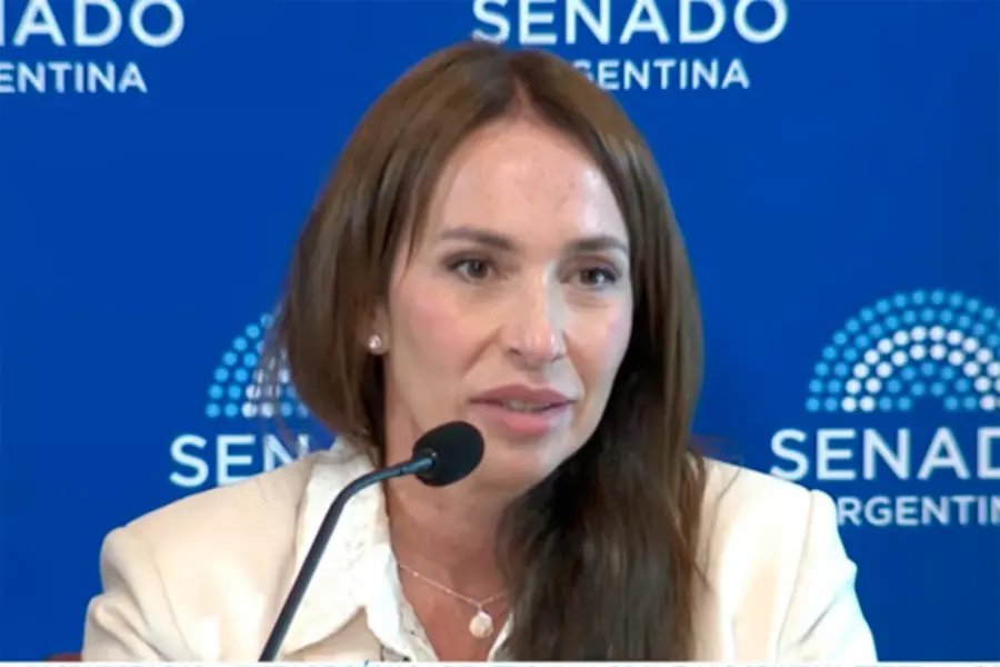 Ver&oacute;nica Michelli