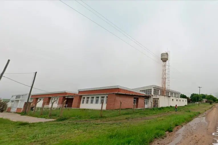 Una joven murió al caer desde el tanque de agua de una escuela entrerriana