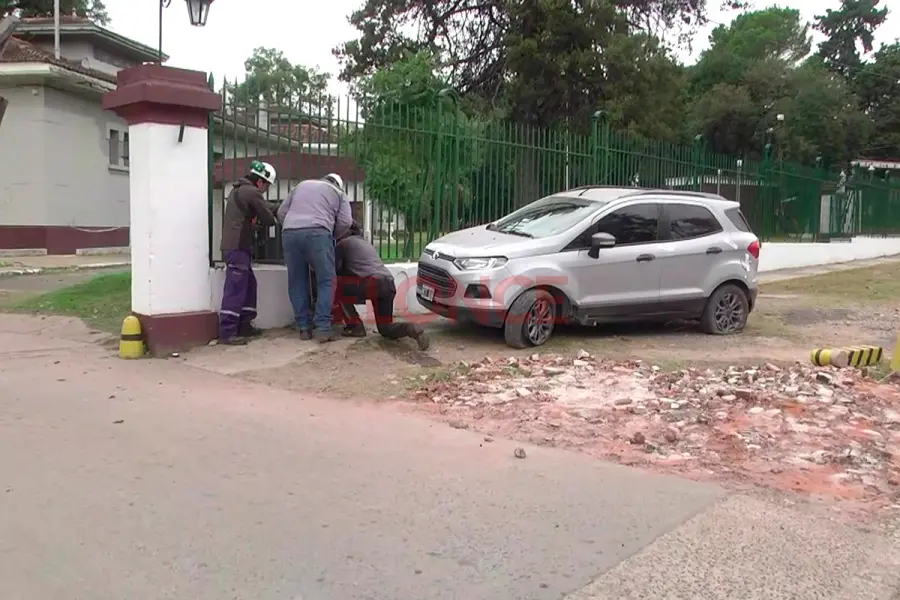 Choque en el Hospital Militar de Paran&aacute; (foto Elonce)