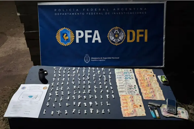 Desbarataron dos kioscos de droga en Concordia y secuestraron 238 dosis de cocaína
