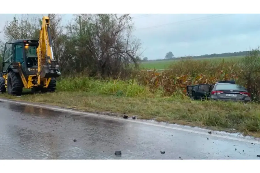Investigan el origen de una suma millonaria tras accidente en Ruta 12 (foto Actualidad Esquina)