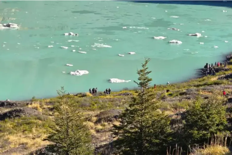 Multaron a turistas brasileños por ingresar a una zona restringida de un parque nacional