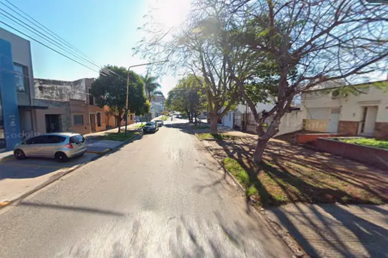 Corte total de tránsito en un tramo de calle Misiones por intervención en la red cloacal