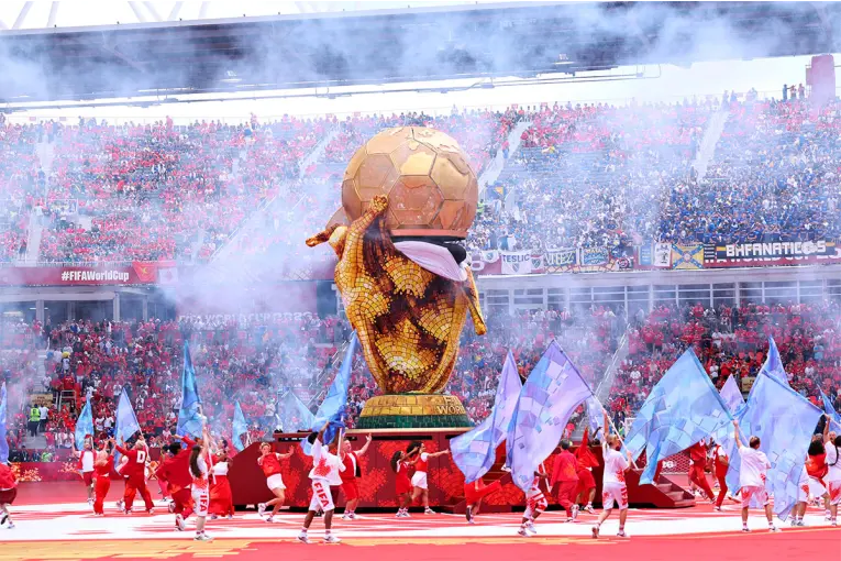Con música, color y poco público en las tribunas: así fue la apertura del Mundial en Canadá