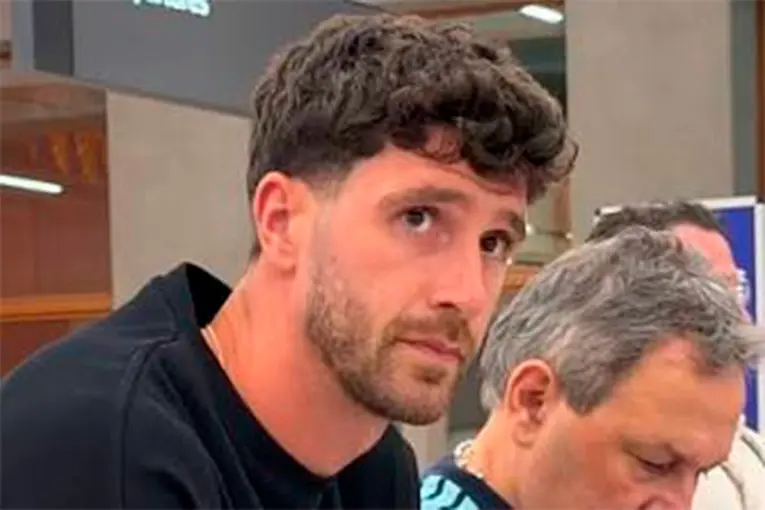 El entrerriano Marcos Senesi llegó a Kansas para sumarse a la Selección