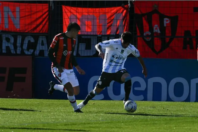 Patronato iguala 0 a 0 con Atlético Rafaela en el estadio Grella al término del primer tiempo