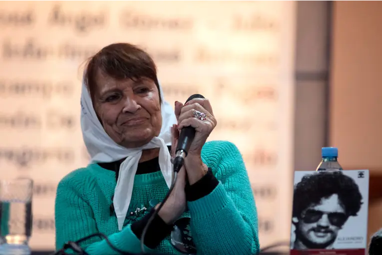 Murió Taty Almeida, histórica referente de Madres de Plaza de Mayo