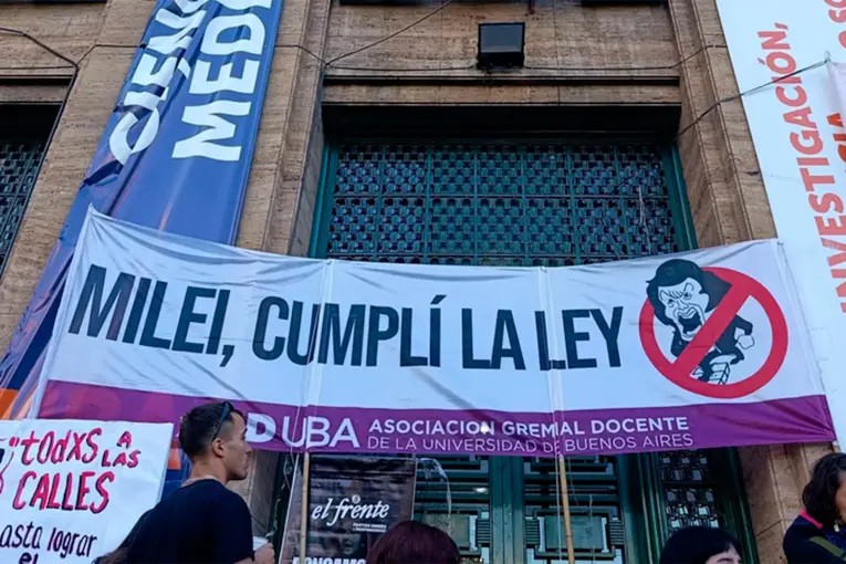 Docentes universitarios retoman el paro y exigen la aplicación de la Ley de Financiamiento
