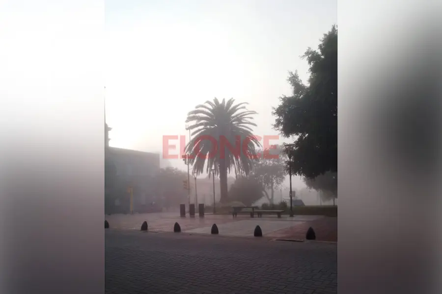 Niebla en Paran&aacute; (foto Elonce)