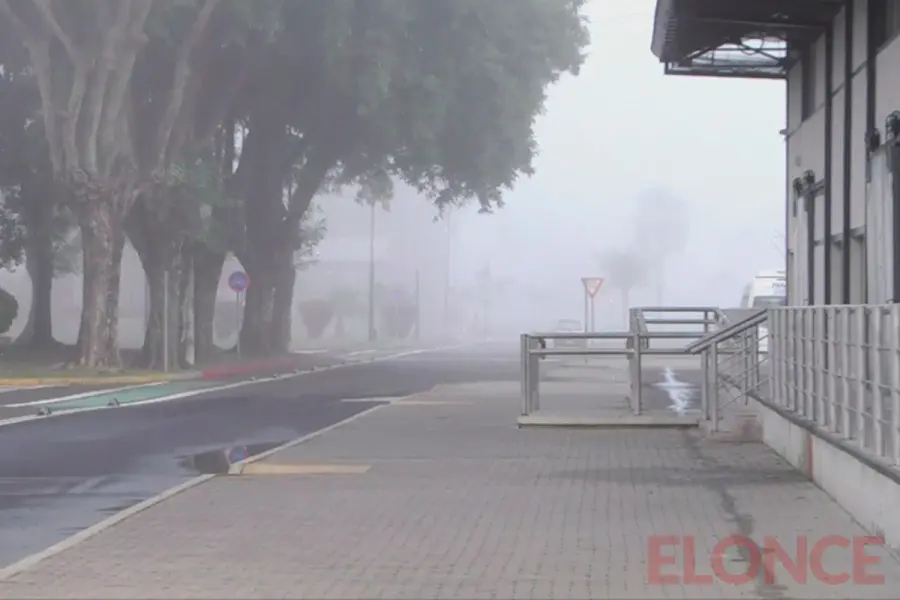Niebla en Paran&aacute; (foto Elonce)