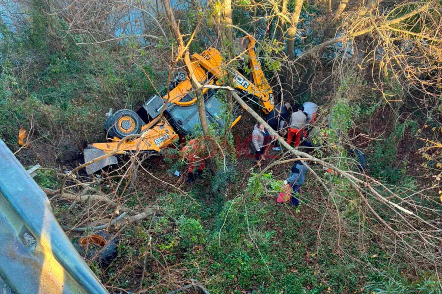 Violento accidente en la Autovía 14 (foto Elonce)