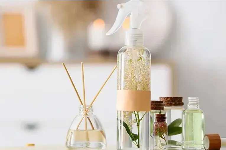 ANMAT prohibió aromatizantes, desinfectantes y productos para piletas por irregularidades