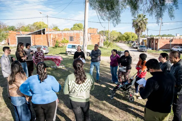 Vecinos de Brisas del Oeste elegirán el nombre de siete calles del barrio