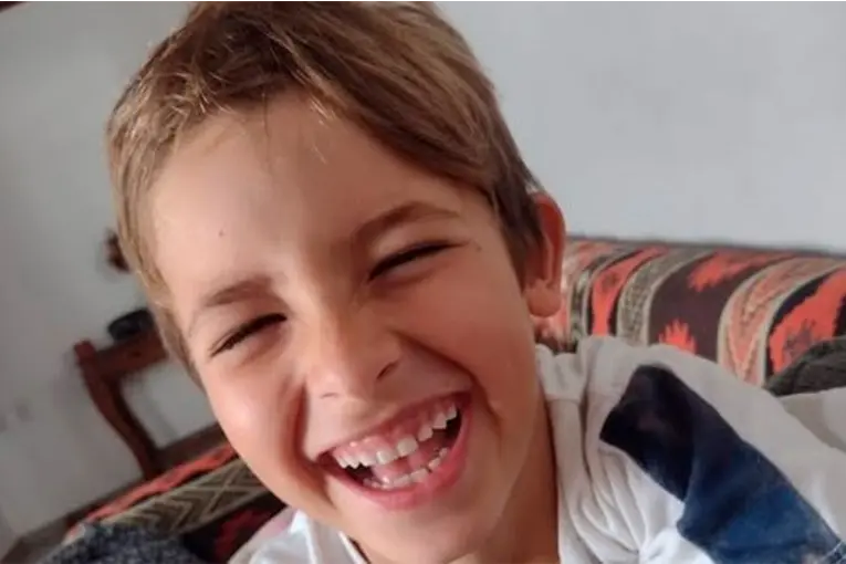 Nos sostienen con su amor: el niño atropellado en Chajarí dio nuevas señales de recuperación