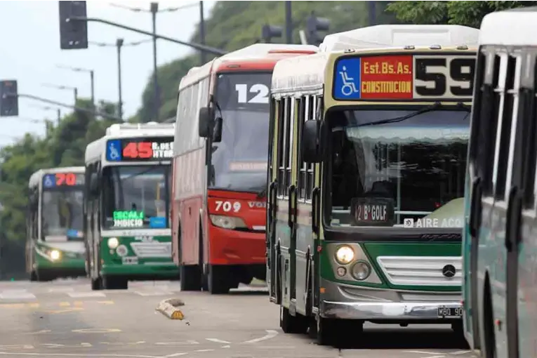 FATAP advierte que el transporte público del interior atraviesa "una de las peores crisis de su historia"