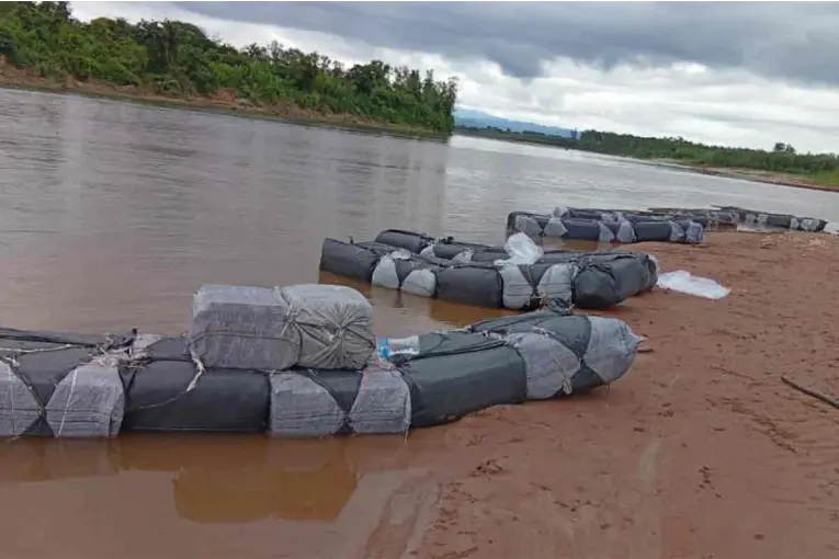 Incautaron más de una tonelada de hojas de coca que trasladaban en lanchas