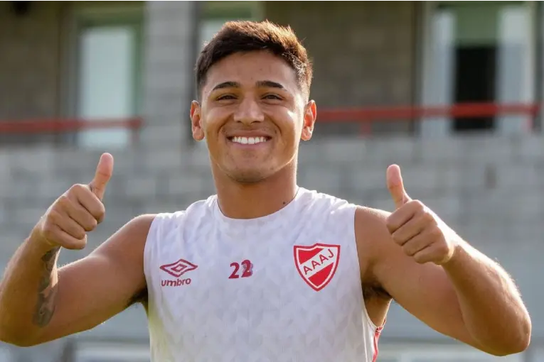 Boca acordó la llegada de Leandro Lozano, el primer refuerzo para Arruabarrena
