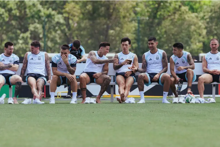 Descanso, entrenamientos y viaje: la agenda de la Selección Argentina antes de enfrentar a Cabo Verde