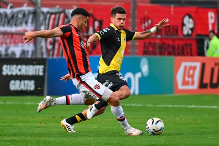 Patronato le gana 1 - 0 a Ferrocarril Midland en el Grella
