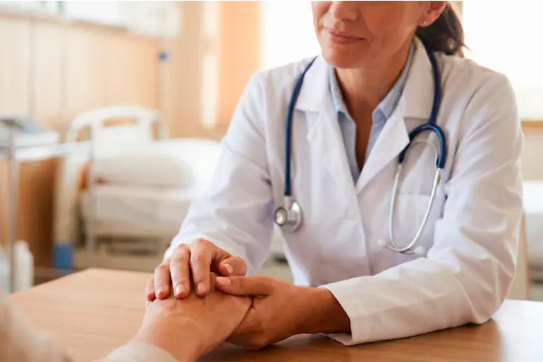 Notice that early detection of ALA can improve quality of life: what are the initial symptoms