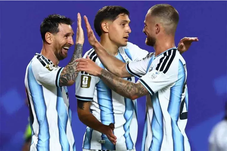 Argentina enfrenta a Austria en una fecha decisiva para la clasificación en el Mundial