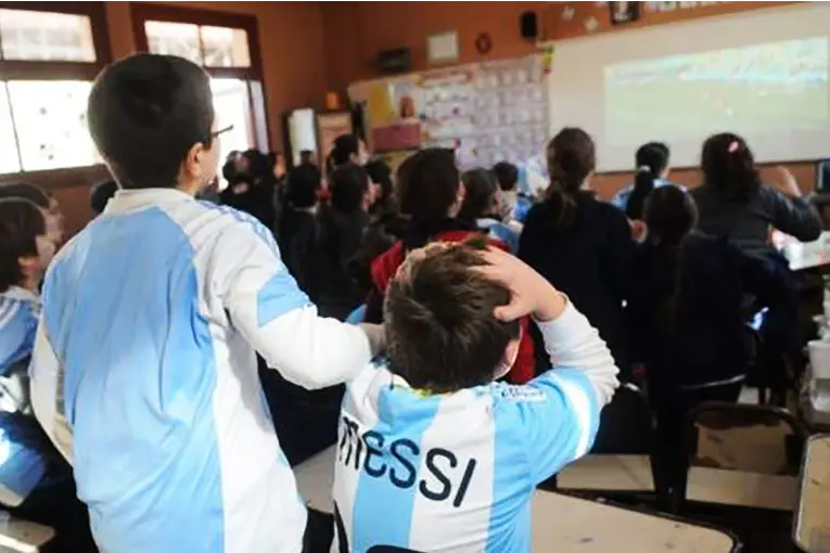 Juega la Selección Argentina y las escuelas entrerrianas podrán ver el partido en horario de clases