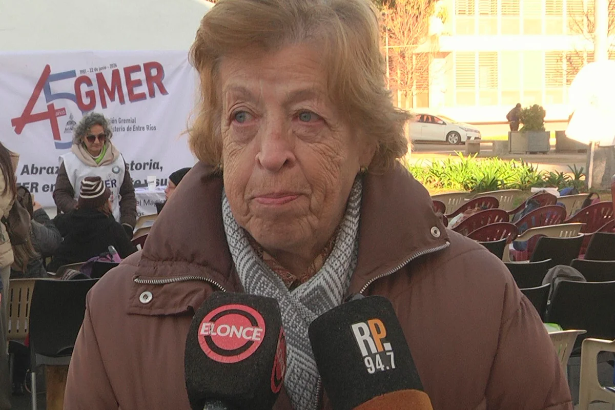 "Teachers today find themselves with a deaf government," lamented one of the founders of Agmer