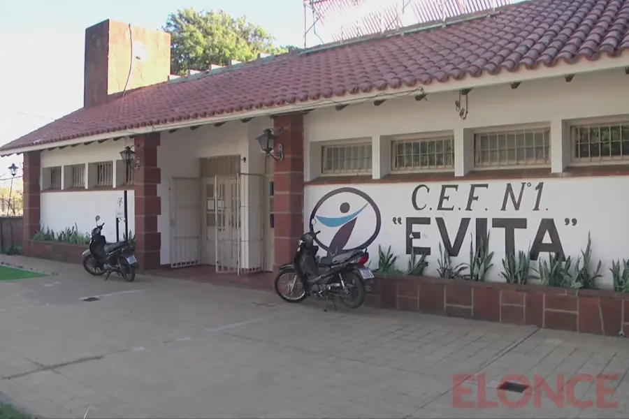 Centro de Educaci&oacute;n F&iacute;sica N&deg;1 "Evita" (foto Elonce)