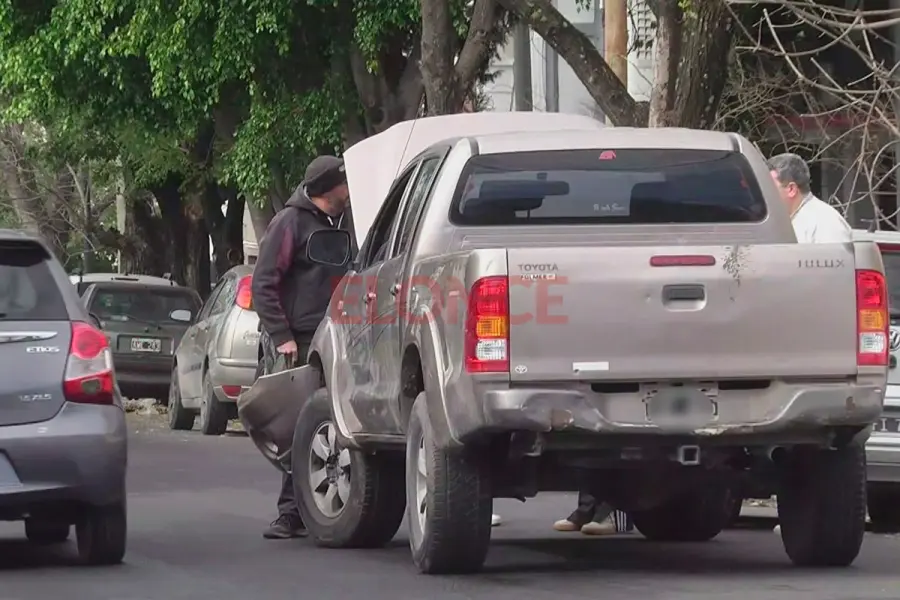 Accidente en esquina de Paran&aacute; (foto Elonce)