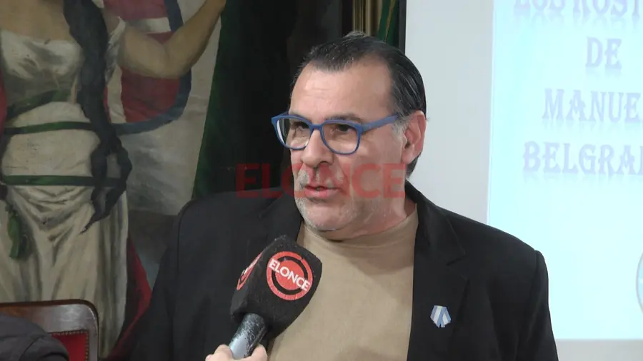 Mart&iacute;n Quiroz, historiador que estuvo presente en la charla. Foto: Elonce.