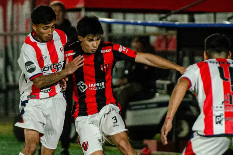 Atlético Paraná venció a Patronato en la primera final de la Copa Túnel Subfluvial