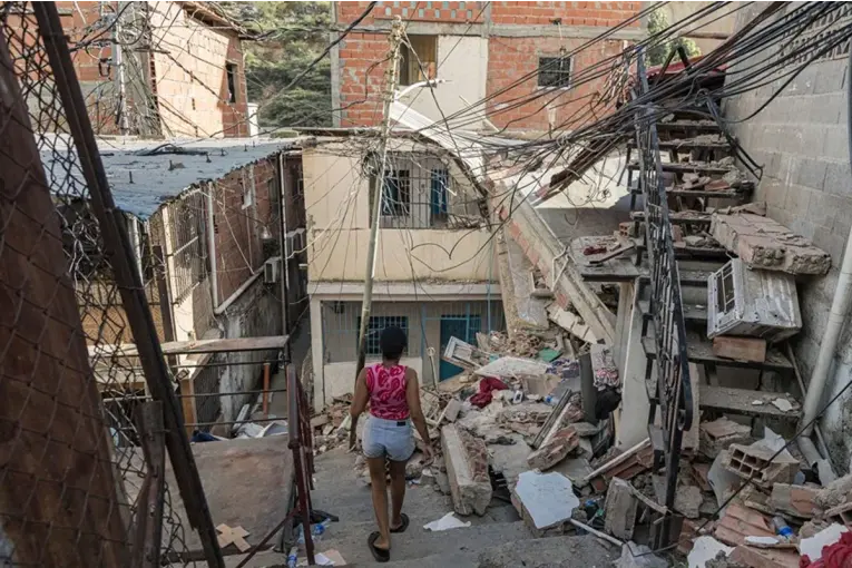 Ya son 1.450 los muertos por los terremotos en Venezuela: continúa la búsqueda de sobrevivientes