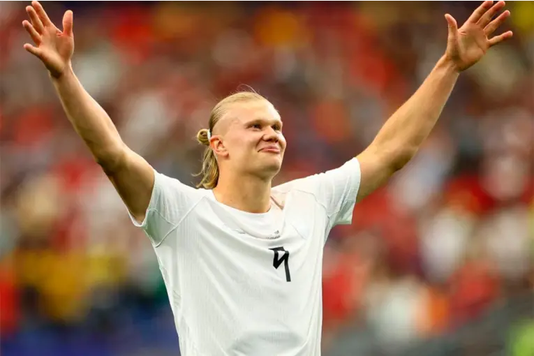 Con un gol de Haaland sobre el final, Noruega venció 2-1 a Costa de Marfil e irá ante Brasil