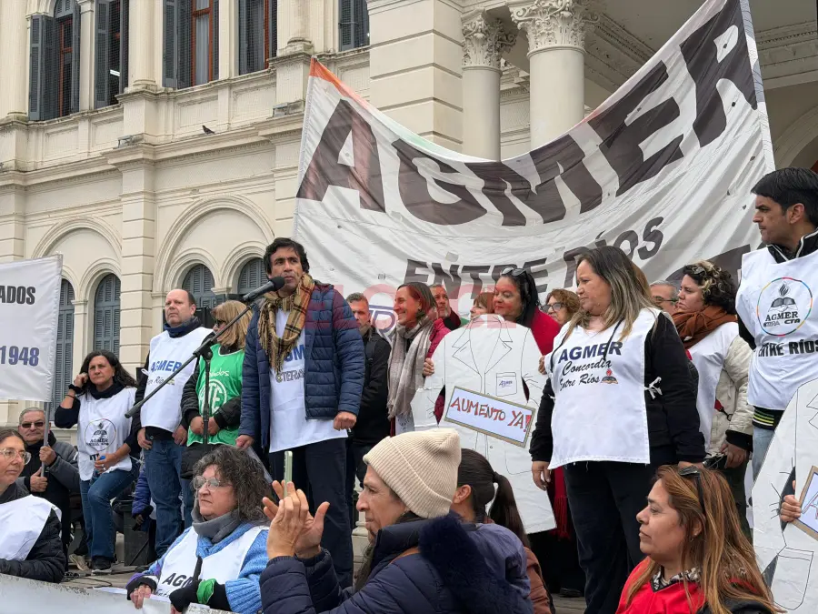 Multisectorial en Defensa de la Caja (foto Elonce)