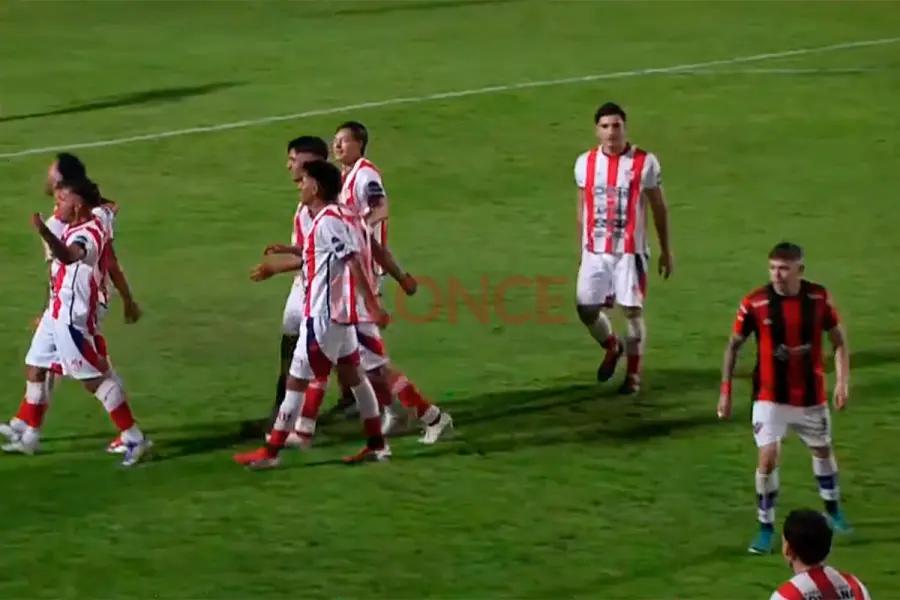 Lleg&oacute; el segundo de Atl&eacute;tico Paran&aacute;. Foto: Elonce.