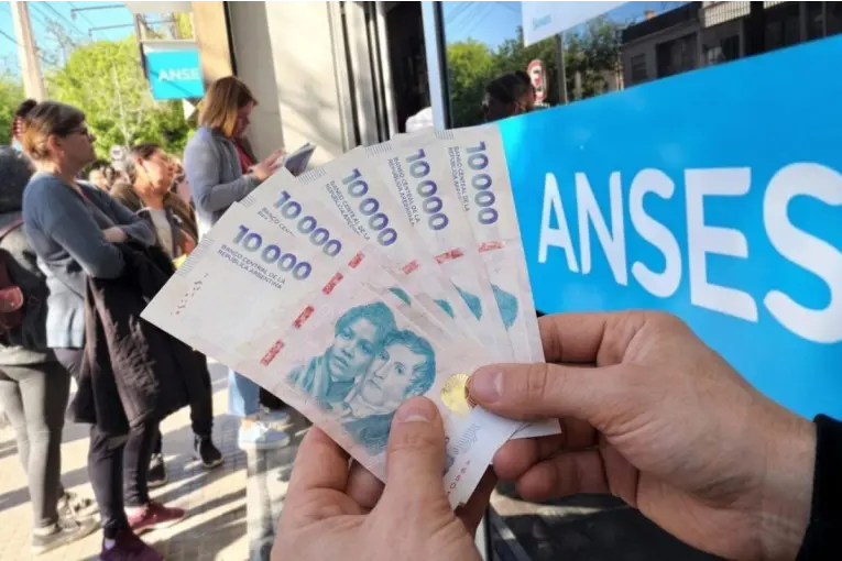 Pensiones no contributivas ANSES: quiénes no cobran en julio y cómo reclamar