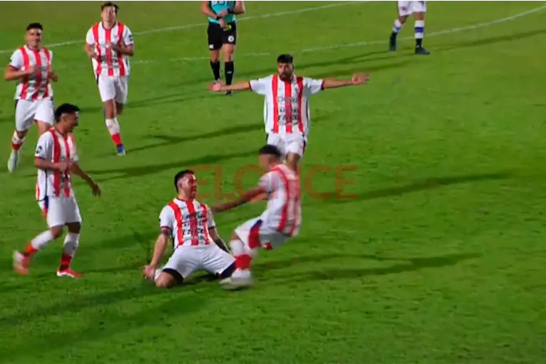 Atlético Paraná venció 2-1 a Patronato y se quedó con la Copa Túnel Subfluvial 2026
