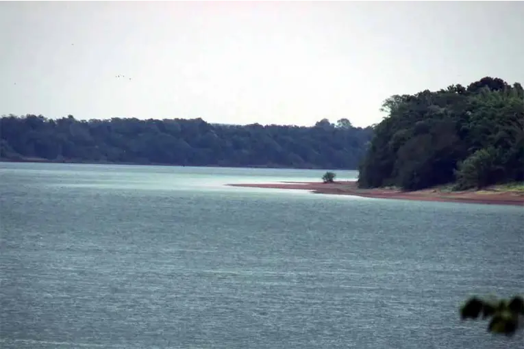 Preocupa la crecida del río Uruguay en Corrientes: sube 4 centímetros por hora