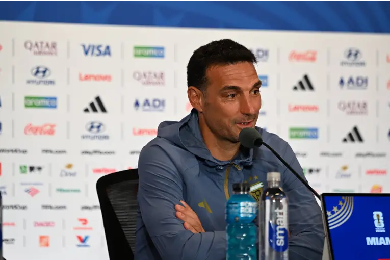 Quiénes son los DT mejores pagos del Mundial y en qué puesto está Lionel Scaloni